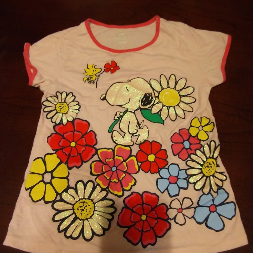 SNOOPY TEE..... EUC - Picture 3 of 5